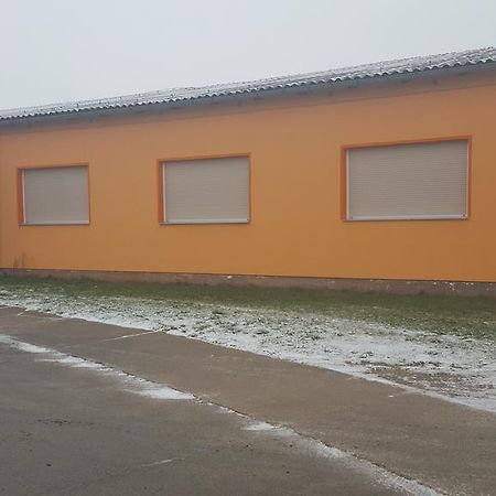 Gaestepension - Elsterland Am Sport- Und Freizeitpark Kültér fotó